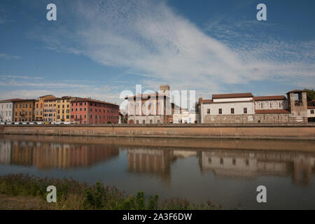 Pisa, lungo Arno Foto Stock