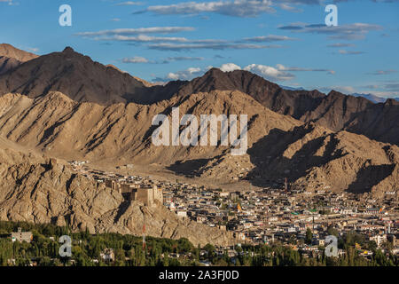 Vista di Leh, India Foto Stock