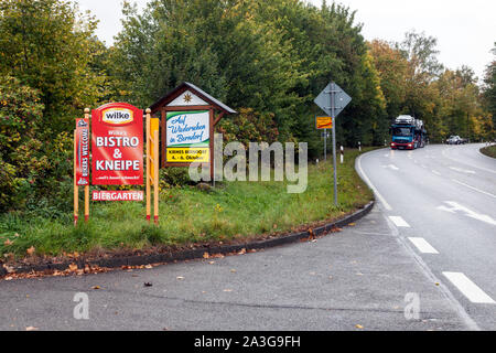 Wilke Waldecker Fleisch- und Wurstwaren GmbH & Co. KG, ispezione degli alimenti del distretto Waldeck-Frankenberg (Nord Hesse) ha chiuso la fabbrica. Foto Stock