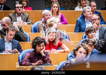 Den Haag, Paesi Bassi. 08 ott 2019. DEN HAAG, 08-10-2019, SP membro del parlamento Sandra Beckerman Credito: Pro scatti/Alamy Live News Foto Stock