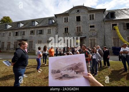 Francia, Haut Rhin, Husseren Wesserling, Wesserling Park, e Giornate del Patrimonio 2019, visita del castello, incisione, il castello nel 1847 Foto Stock