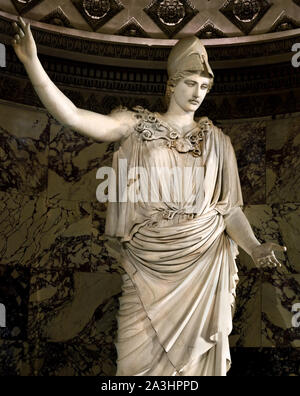 L'Athena di Velletri o Velletri Pallas è un tipo di musica classica statua in marmo di Athena, indossa un casco. (Originale attribuito a Cresilas) primo secolo D.C. Il marmo di Paros, H. 3.05 mGreek, Grecia, romana, Foto Stock