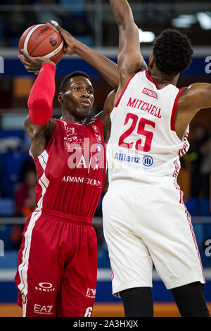 Milano, Italia. 06 ott 2019. Paolo Stephan Biligha (AX Armani Exchange Olimpia Milano) durante la Legabasket Serie a partita di basket AX Armani Exchange Olimpia Milano vs Pallacanestro Trieste in Milano, Palalido Allianz Cloud, la squadra di casa ha vinto 88-74. In Italia il 6 ottobre 2019. (Foto di Matteo Cogliati/Pacific Stampa) Credito: Pacific Press Agency/Alamy Live News Foto Stock