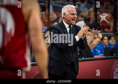 Milano, Italia. 06 ott 2019. Eugenio Dalmasson head coach della pallacanestro Trieste durante Legabasket Serie a partita di basket AX Armani Exchange Olimpia Milano vs Pallacanestro Trieste in Milano, Palalido Allianz Cloud, la squadra di casa ha vinto 88-74. In Italia il 6 ottobre 2019. (Foto di Matteo Cogliati/Pacific Stampa) Credito: Pacific Press Agency/Alamy Live News Foto Stock