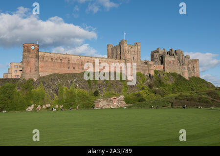Il castello di Bamburgh, Bamburgh, Northumberland, Regno Unito Foto Stock