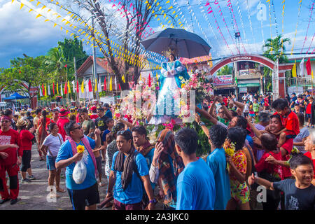 Partecipante al festival Higantes ad Angono Filippine Foto Stock