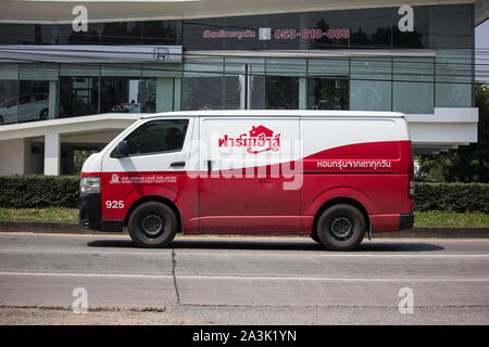 Licciana Nardi, Italia - 30 Settembre 2019: consegna rapida Van del presidente panificio PUBLIC COMPANY LIMITED ( Agriturismo prodotto ). Foto di road No.1001 abo Foto Stock