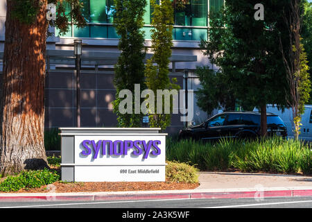 Sep 26, 2019 Mountain View / CA / STATI UNITI D'AMERICA - Synopsys sede aziendale di Silicon Valley, San Francisco Bay Area; Synopsys è un design elettronico au Foto Stock