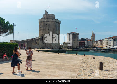 Il Vieux port o il vecchio porto di La Rochelle, Francia occidentale Foto Stock