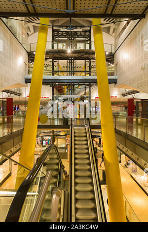 Barcellona; Las Arenas, Einkaufszentrum Innenansicht, Foto Stock