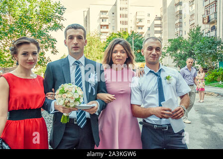 Coppia adorabile in ucraino wedding Lutsk Foto Stock