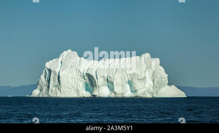 Iceberg in Discoteca Bay (Groenlandia) durante la stagione estiva Foto Stock