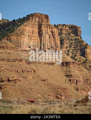 Pareti di roccia in Nine Mile Canyon dello Utah, Stati Uniti d'America Foto Stock