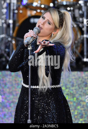 Meghan Trainor esegue su NBC's "oggi" al Rockefeller Plaza il 12 settembre 2019 a New York City. Foto Stock