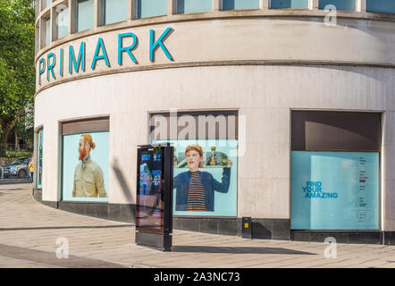 Il Horsefair, Broadmead, Bristol, Regno Unito. Primark occupa questo 1955 department store edificio chiamato ora a Bristol HOF. Avon. In Inghilterra. Regno Unito. Foto Stock