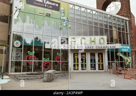 Burlington, Vermont - Settembre 29th, 2019: esterna di ECHO, Leahy Centro per il lago Champlain Foto Stock