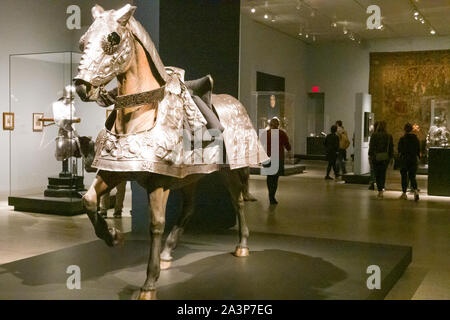 Mostra speciale "l'Ultimo Cavaliere: l'arte, Armor e l ambizione di Massimiliano I' presso il Metropolitan Museum of Art di New York City, Stati Uniti d'America Foto Stock