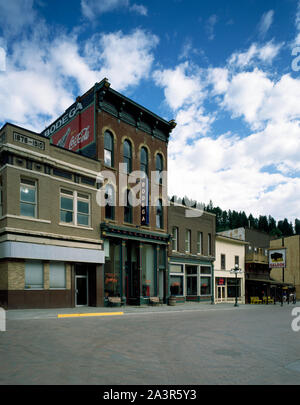 Strada di Deadwood, South Dakota, che è stato ampiamente ristrutturato grazie al denaro dai proventi della città casinò Foto Stock