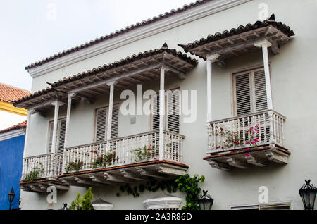 Architettura coloniale nella città murata Foto Stock