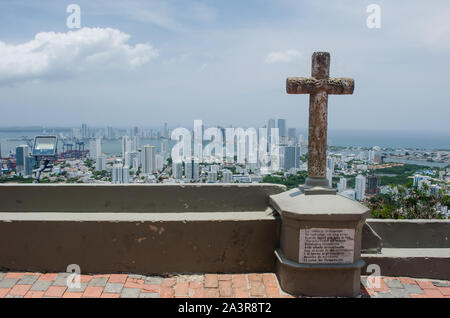 Lo skyline di Cartagena come si vede dal Cerro de la Popa,, il punto più alto di Cartagena Foto Stock