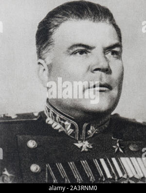 Yakovlevich Rodion Malinovsky (1898 - 1967) era un sovietico comandante militare durante la II Guerra Mondiale, il Maresciallo dell Unione Sovietica e il ministro della Difesa del Foto Stock