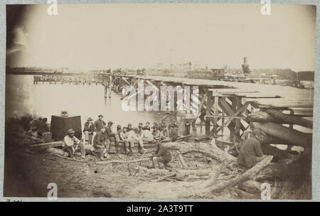 Ponte temporaneo di fronte fiume Pamunkey vicino a Casa Bianca di sbarco Foto Stock