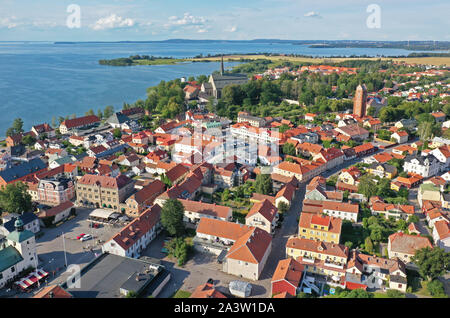 VADSTENA 20190719Drönarbild över Vadstena. Drone foto di Vadstena. Foto Jeppe Gustafsson Foto Stock