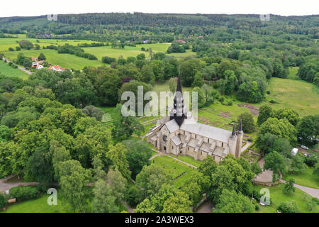 VARNHEM 20190625Varnhems klosterkyrka är en kyrkobyggnad som sedan 2018 tillhör Valle församling. Den ligger vid Billingen ho Skara kommun. Varnhem chiesa abbaziale. Foto Jeppe Gustafsson Foto Stock