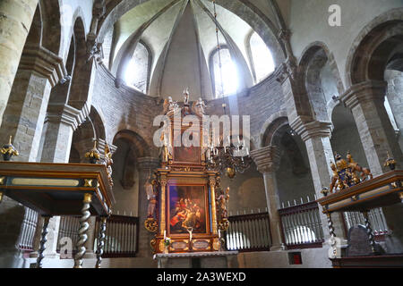 VARNHEM 20190625Varnhems klosterkyrka är en kyrkobyggnad som sedan 2018 tillhör Valle församling. Den ligger vid Billingen ho Skara kommun. Varnhem chiesa abbaziale. Foto Jeppe Gustafsson Foto Stock