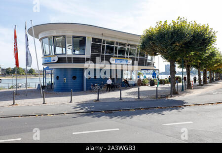 22.09.2019, Bonn, Renania settentrionale-Vestfalia, Germania - Rheinpavillon sul lungofiume del Reno. 22.09.2019, Bonn, la Renania settentrionale-Vestfalia, DT Foto Stock