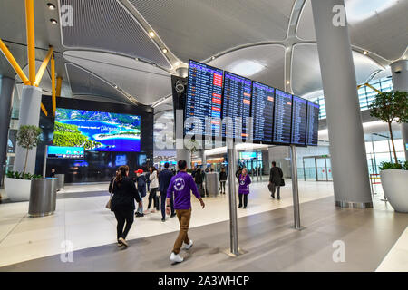 La Turchia. Istanbul Ataturk, inaugurato dal Presidente turco Recep Tayyip Erdogan il 29 ottobre 2018, è il più grande aeroporto in termini di Foto Stock