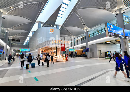 La Turchia. Istanbul Ataturk, inaugurato dal Presidente turco Recep Tayyip Erdogan il 29 ottobre 2018, è il più grande aeroporto in termini di Foto Stock