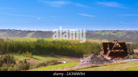 Una casa multipiano tipico polacco monti Tatra architettura Foto Stock