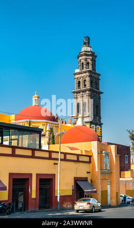 La Chiesa di San Francisco a Puebla, in Messico Foto Stock