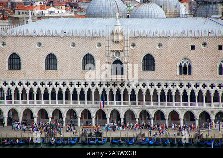 Palazzo Ducale di Piazza San Marco a Venezia, Italia. Il palazzo era la residenza del Doge di Venezia. Foto Stock