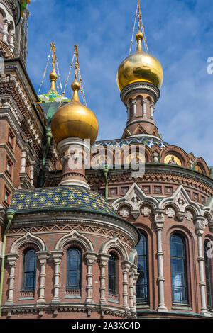 L'esterno della Chiesa sul sangue versato a San Pietroburgo, Russia. Foto Stock