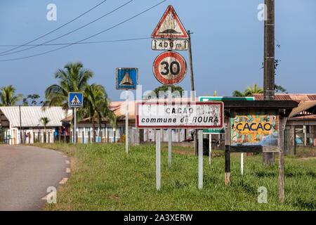 Villaggio HMONG DI CACAO, Guiana francese, Dipartimento d'oltremare, SUD AMERICA, Francia Foto Stock