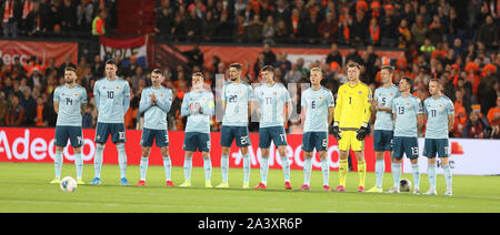 Stadion Feijenoord, Rotterdam, Paesi Bassi. 10 ottobre, 2019. Campionati Europei 2020 il qualificatore, Paesi Bassi contro Irlanda del Nord e Irlanda del Nord di team line up - Editoriale usare carte di credito: Azione Plus sport/Alamy Live News Foto Stock