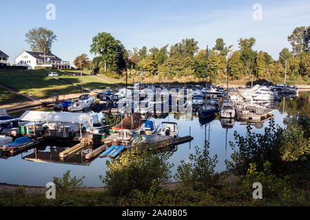 La marina in Dusseldorf-Lorick Foto Stock