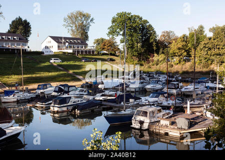 La marina in Dusseldorf-Lorick Foto Stock