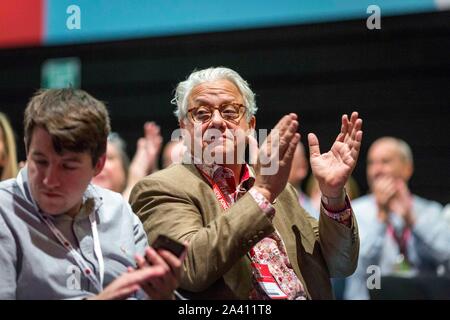 © Chris - Boll. 23/09/19 Brighton , Regno Unito. Partito Laburista Conferenza annuale 2019 in Brighton. Jonathan Lansman ( Jon Lansman ) nel audeince dring delgate discorsi. Photo credit: CHRIS BULL Foto Stock