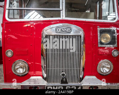 Single decker autobus pubblici a Bury transport museum nel centro di Lancashire Foto Stock