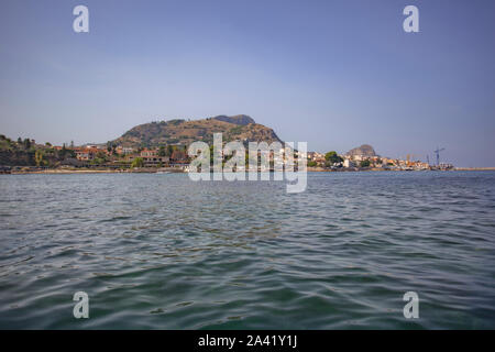 Porticello la linea costiera in Sicilia Foto Stock