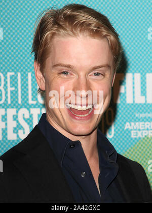 Londra, Regno Unito. 10 ottobre, 2019. Freddie Fox assiste il ""Fanny Lye consegnare'd" mondo Premiere durante la 63a BFI London Film Festival presso il BFI South Bank di Londra. Credito: SOPA Immagini limitata/Alamy Live News Foto Stock