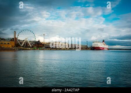 Ruota Gigante, porto di Helsinki, Finlandia Foto Stock