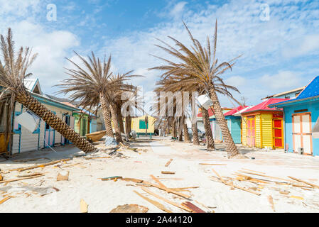 Danni causati dall'uragano irma a edifici e abitazioni sulla st.maarten. Walterz impianto. Foto Stock