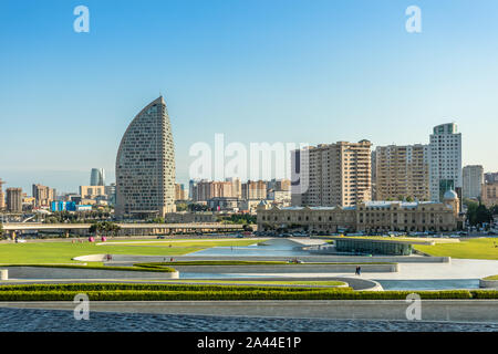 Vista di uno dei quartiere residenziale della città di Baku con living houses, Azerbaigian Foto Stock