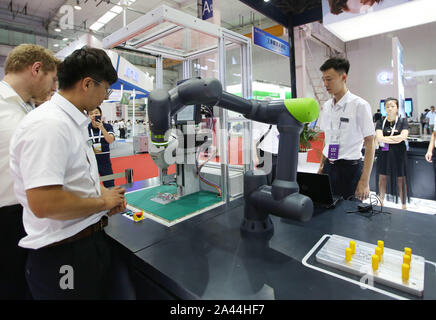 2019 Forum Mondiale su robot si apre a Pechino Yichung International Exhibition Centre di Pechino, Cina, 20 agosto 2019. Foto Stock