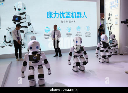 2019 Forum Mondiale su robot si apre a Pechino Yichung International Exhibition Centre di Pechino, Cina, 20 agosto 2019. Foto Stock