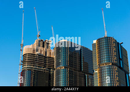 Sydney, Australia - Mar 26, 2016: processo di costruzione del molo di Barangaroo office center. Barangaroo sito in costruzione vista ravvicinata. Foto Stock